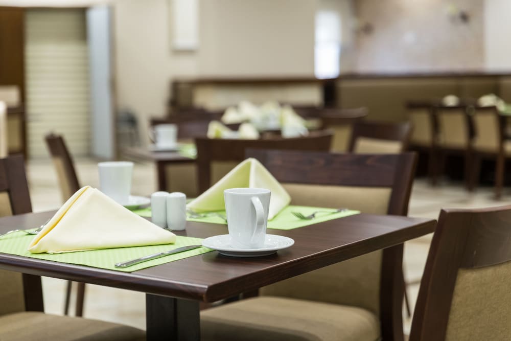The Grand Plaza Hotel Smouha 49/68