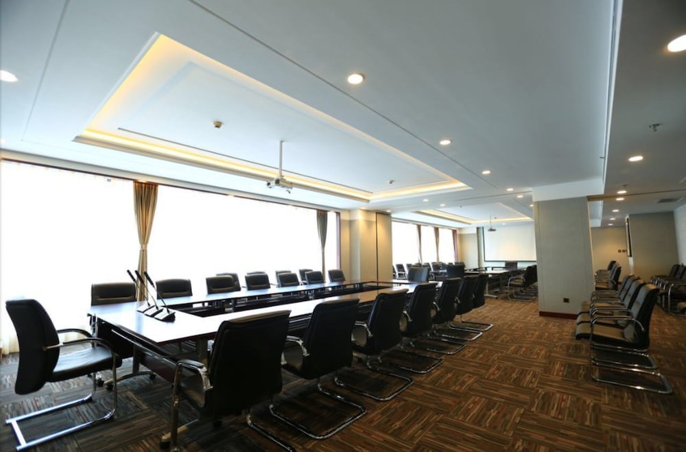 Lanxi International Hotel 59/67