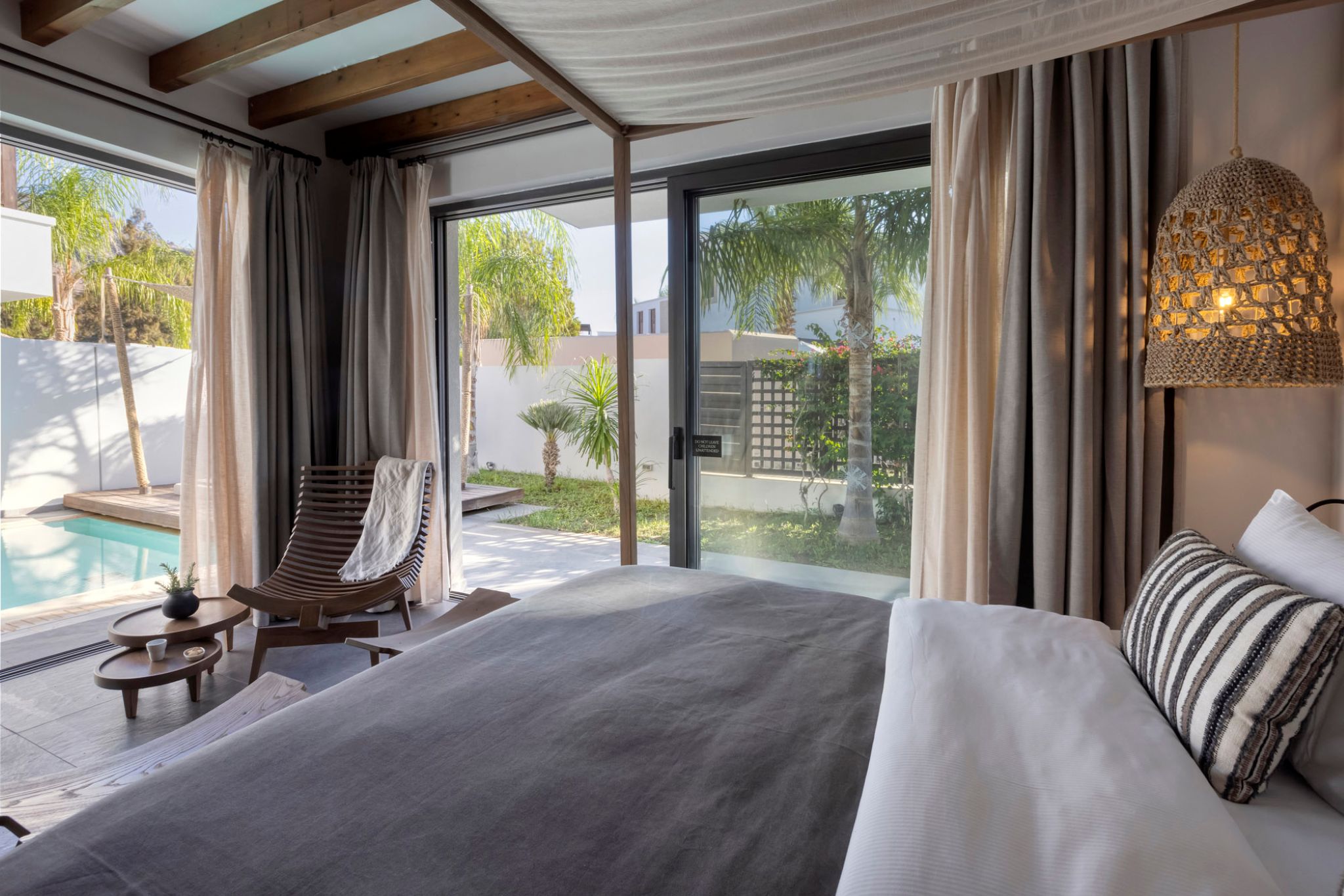 Suite, King Bed, Private Pool
