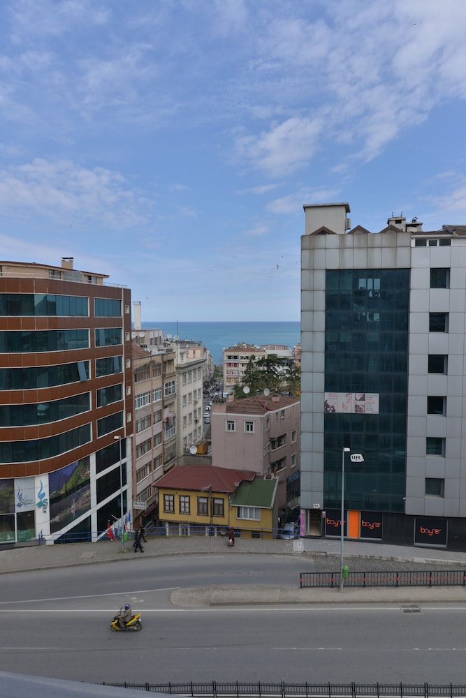 Doa Suite Hotel 32/36