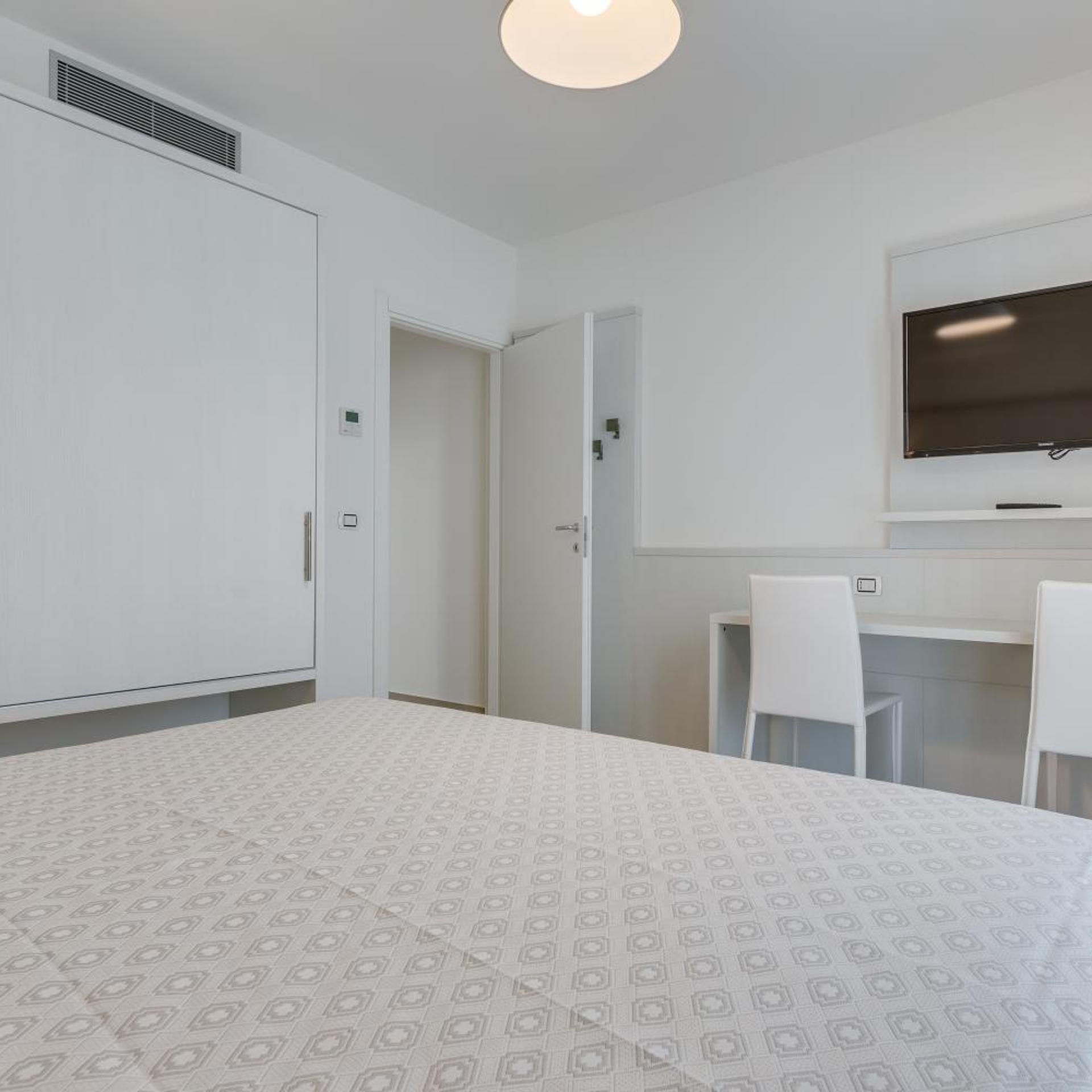 Family Suite, Balcony, AMBASSADOR 4/10