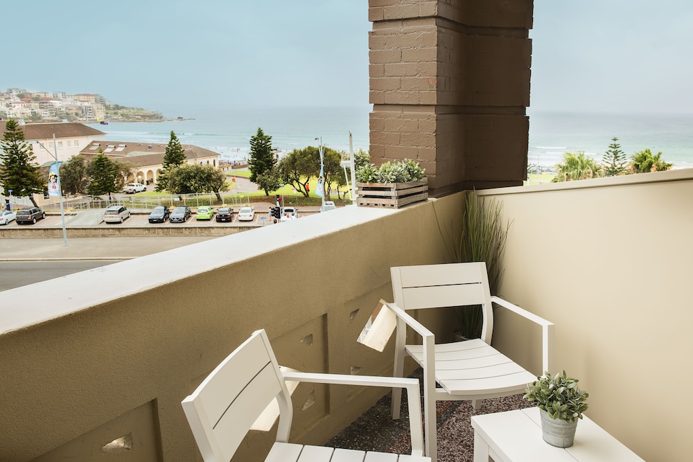 HOTEL BONDI 60/67