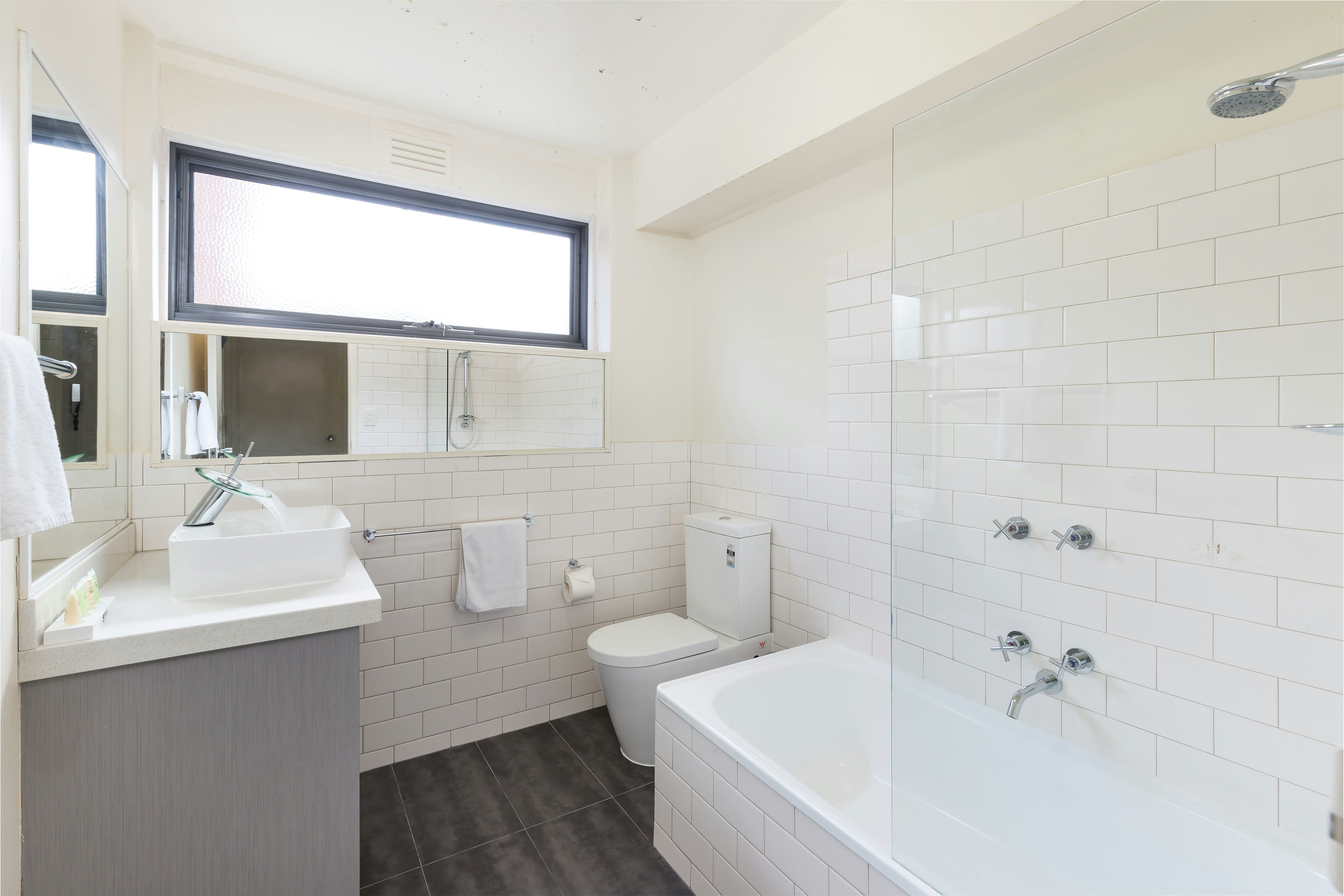 City Edge Serviced Apartments East Melbourne 15/17