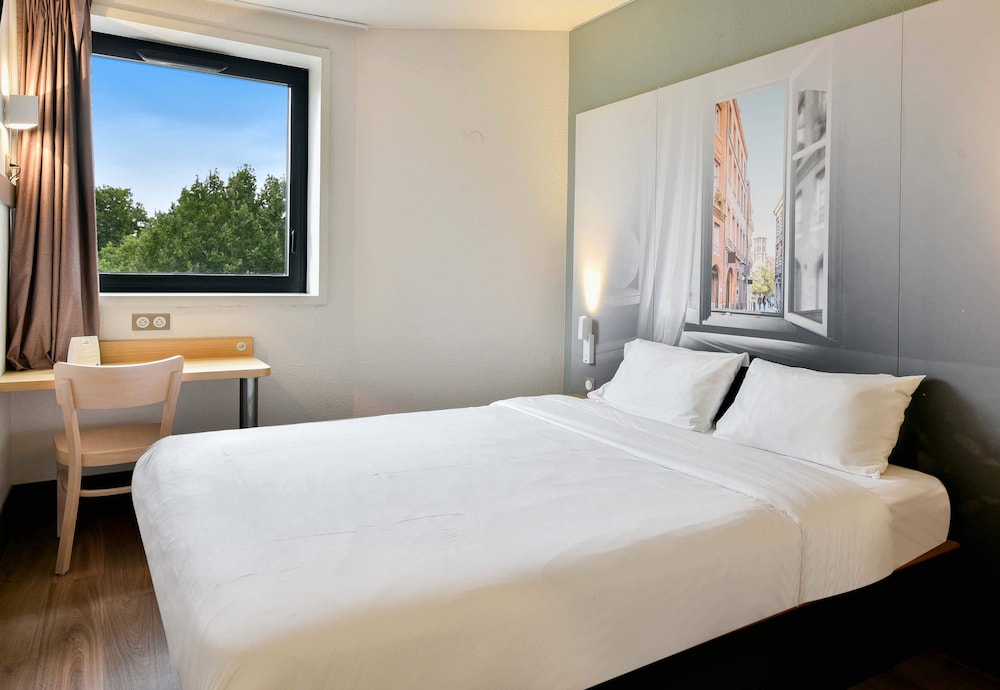STANDARD, DOUBLE BED