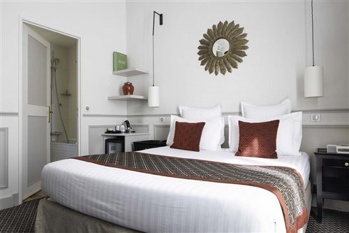 Room, Single, Double Bed