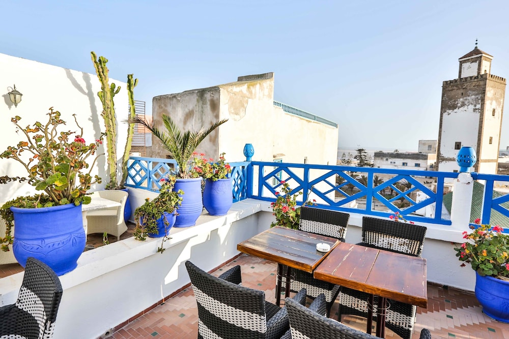 Riad Nakhla 44/62