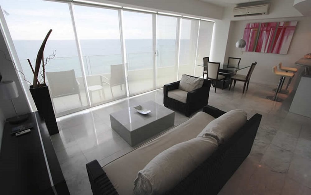 Park Royal Beach Mazatlan 35/59