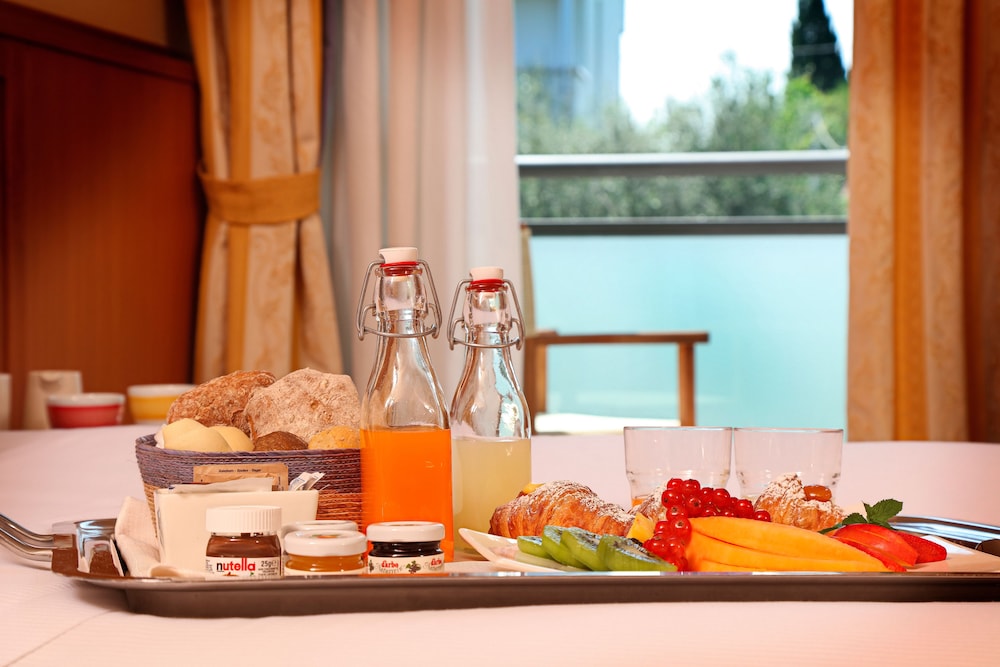 Hotel Caesius Thermae Spa Resort 65/80