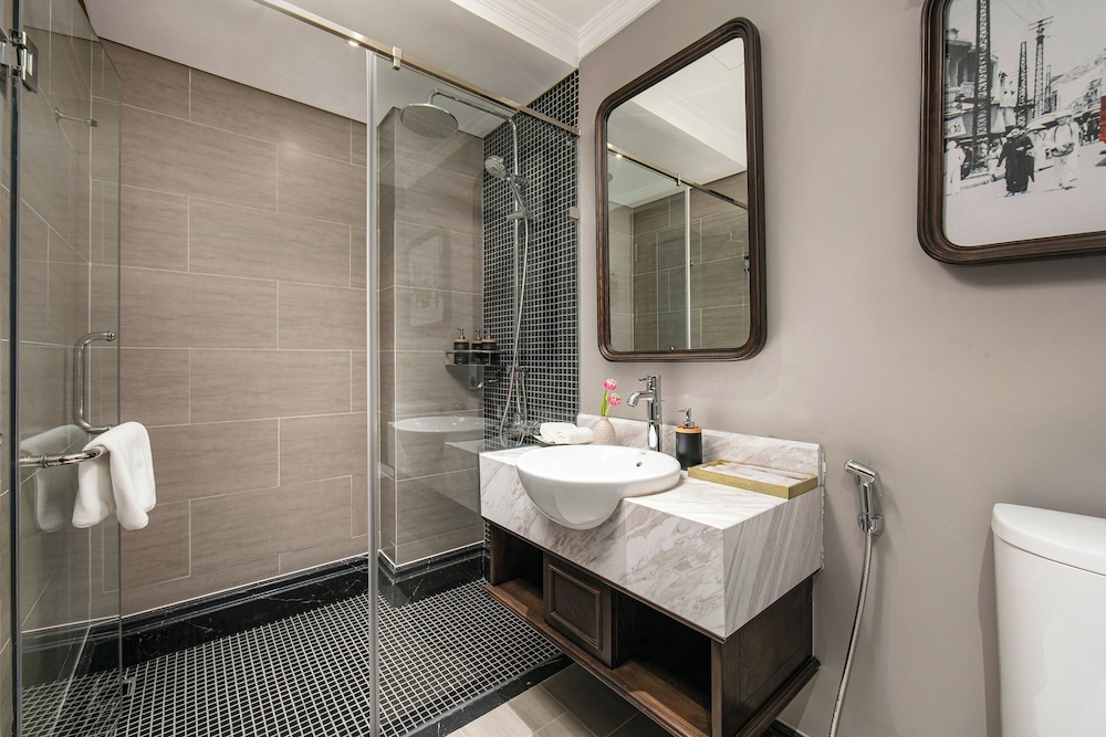 Hanoi Lion Boutique Hotel 57/58