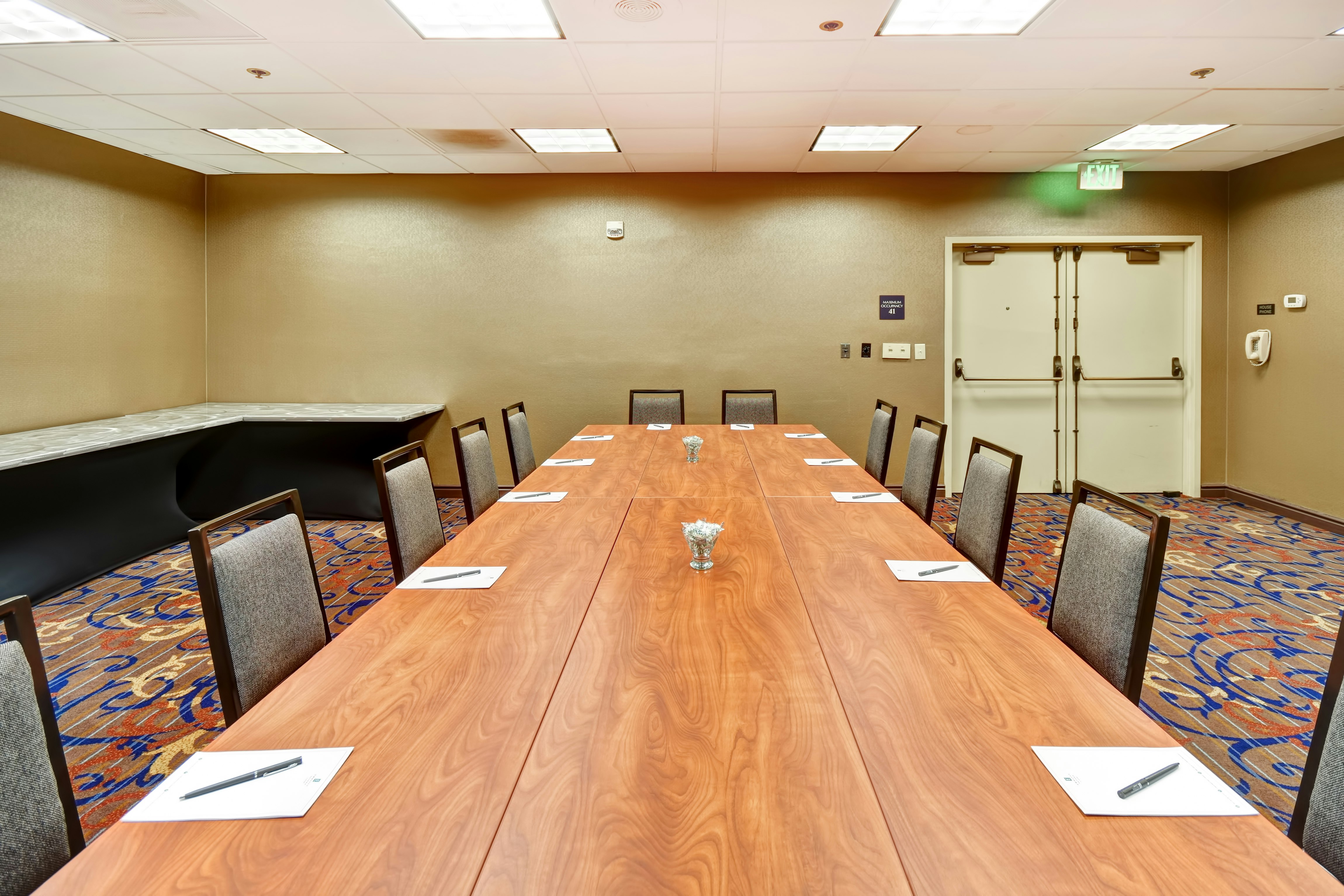 Embassy Suites by Hilton Santa Clara Silicon Valley 35/45