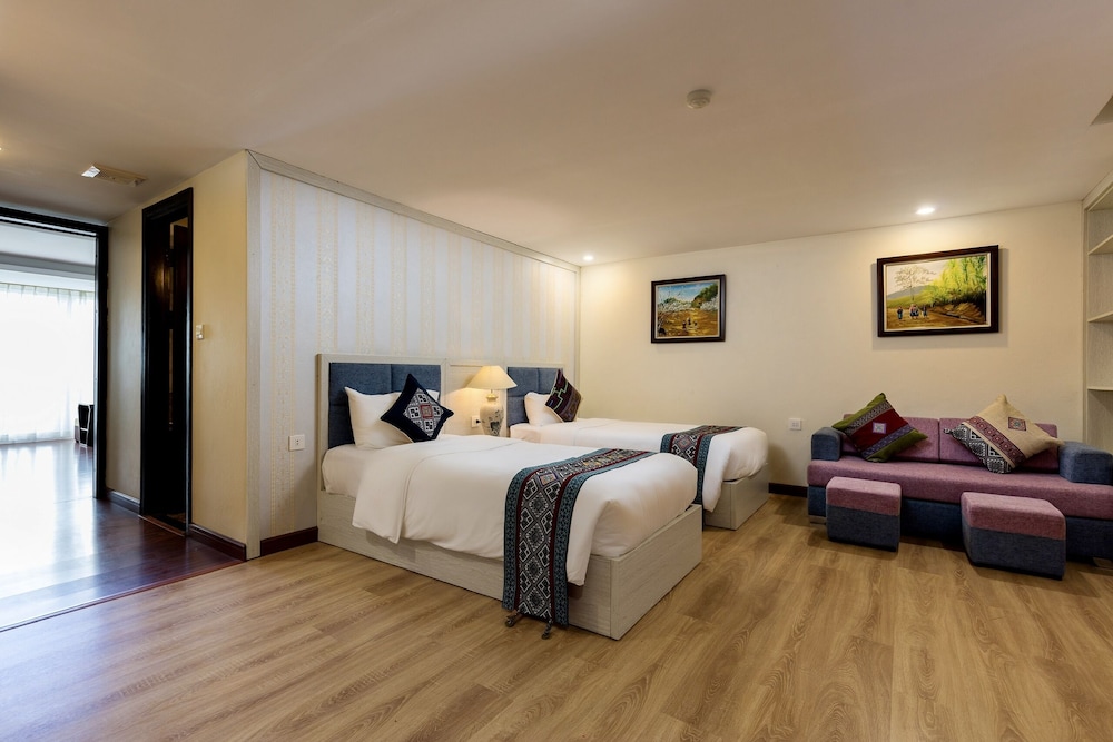 family suite, mountain view