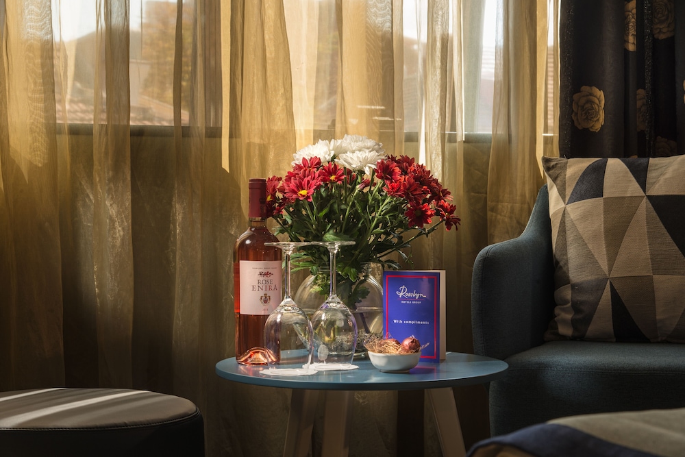 Rosslyn Thracia Hotel Sofia 45/64