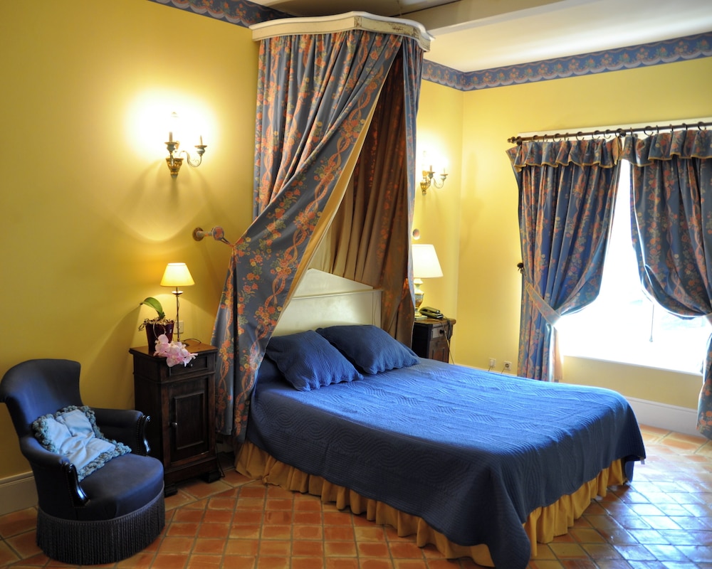 CHATEAU DE CAVANAC 6/22