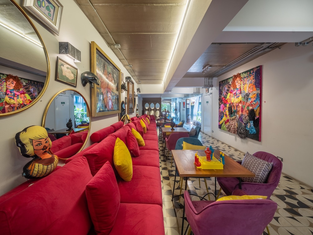 River Art Hotel 48/73