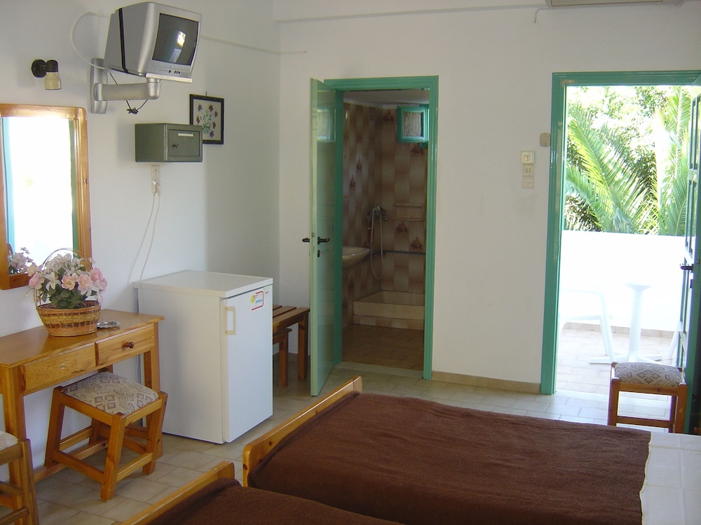 Dimitris Villa Hotel 52/67