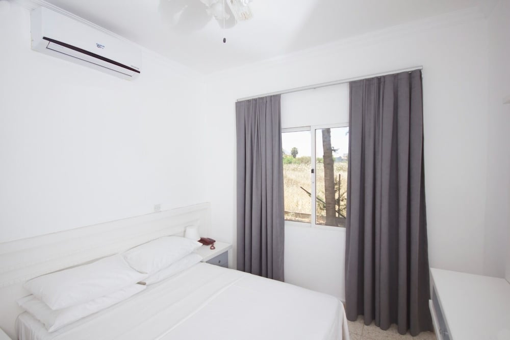 Mountain View Hotel 6/49