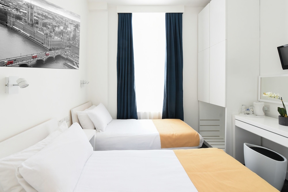 Hotel Meridiana 8/41