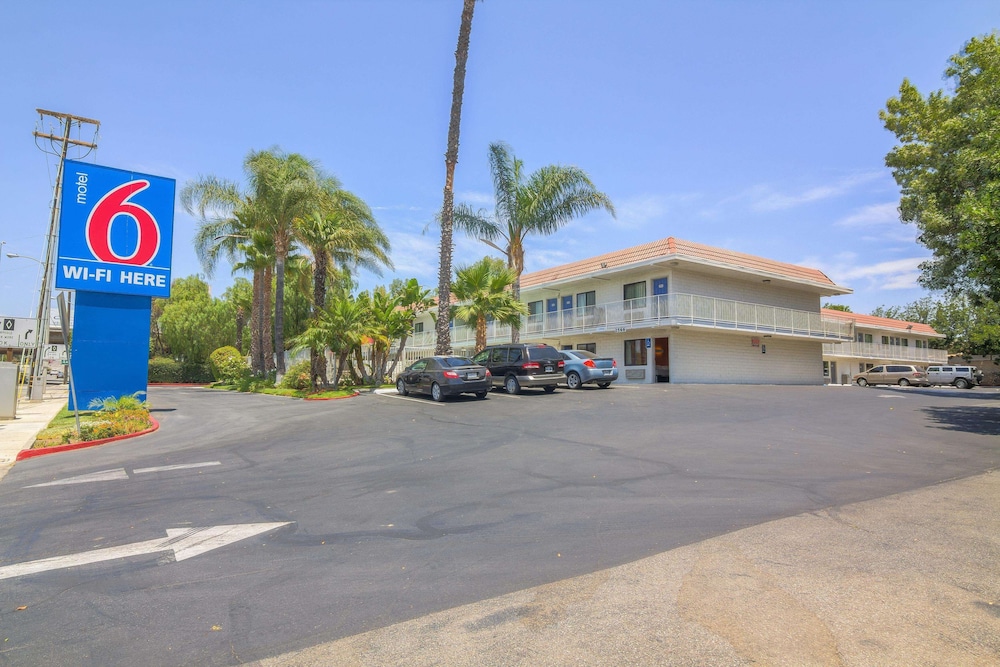 Motel6 Simi Valley, CA 37/50
