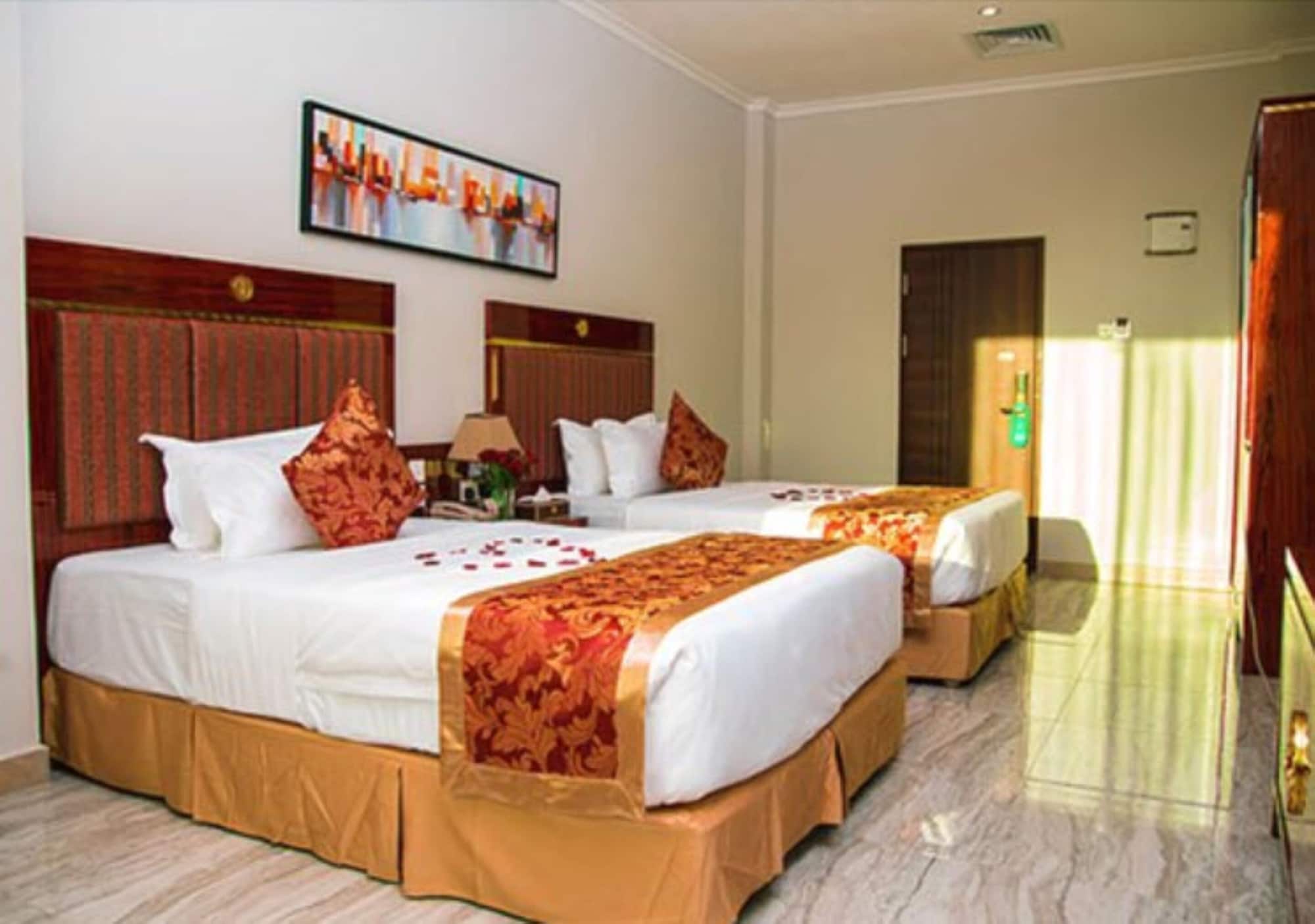 غرفة سوبيريور بسرير كينج، Tiffany Diamond Hotel Makunganya Street 4/7