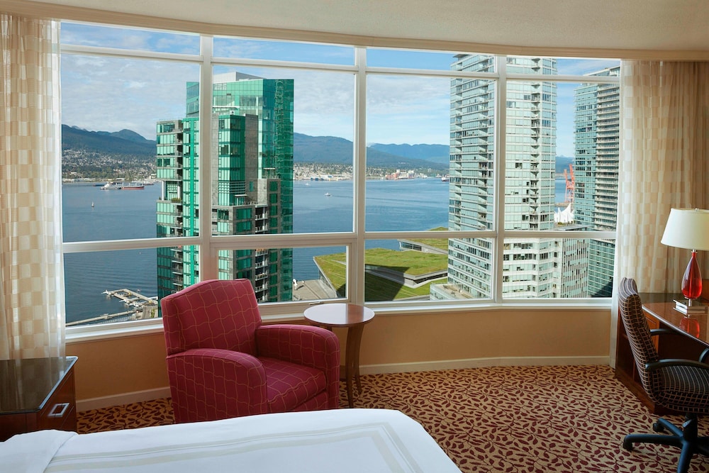 Vancouver Marriott Pinnacle Downtown 40/81