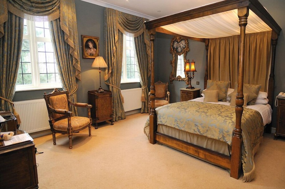 Ye Olde Bell Hotel Spa 19/64