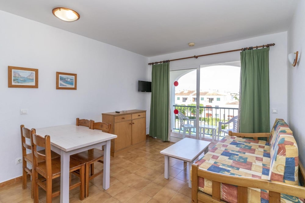 Vista Blanes Apartments 15/33