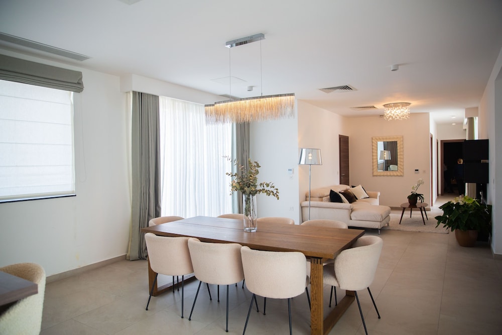 2 BEDROOMS, LUXURY, APARTMENT, TERRACE