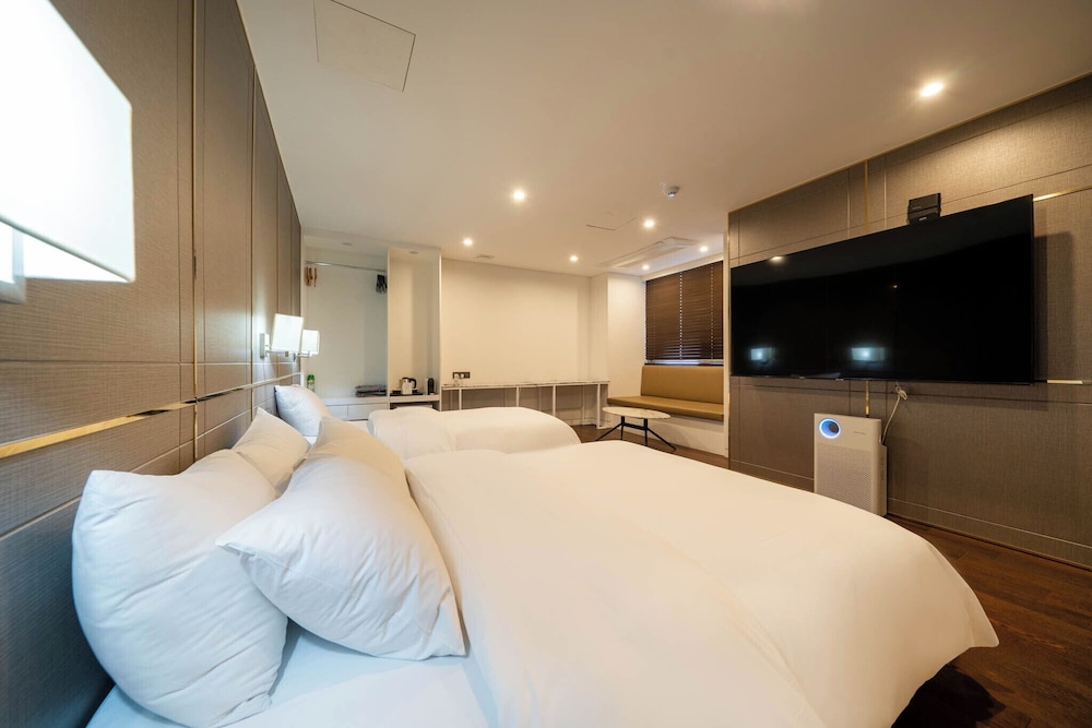 PREMIUM, TWIN BEDS