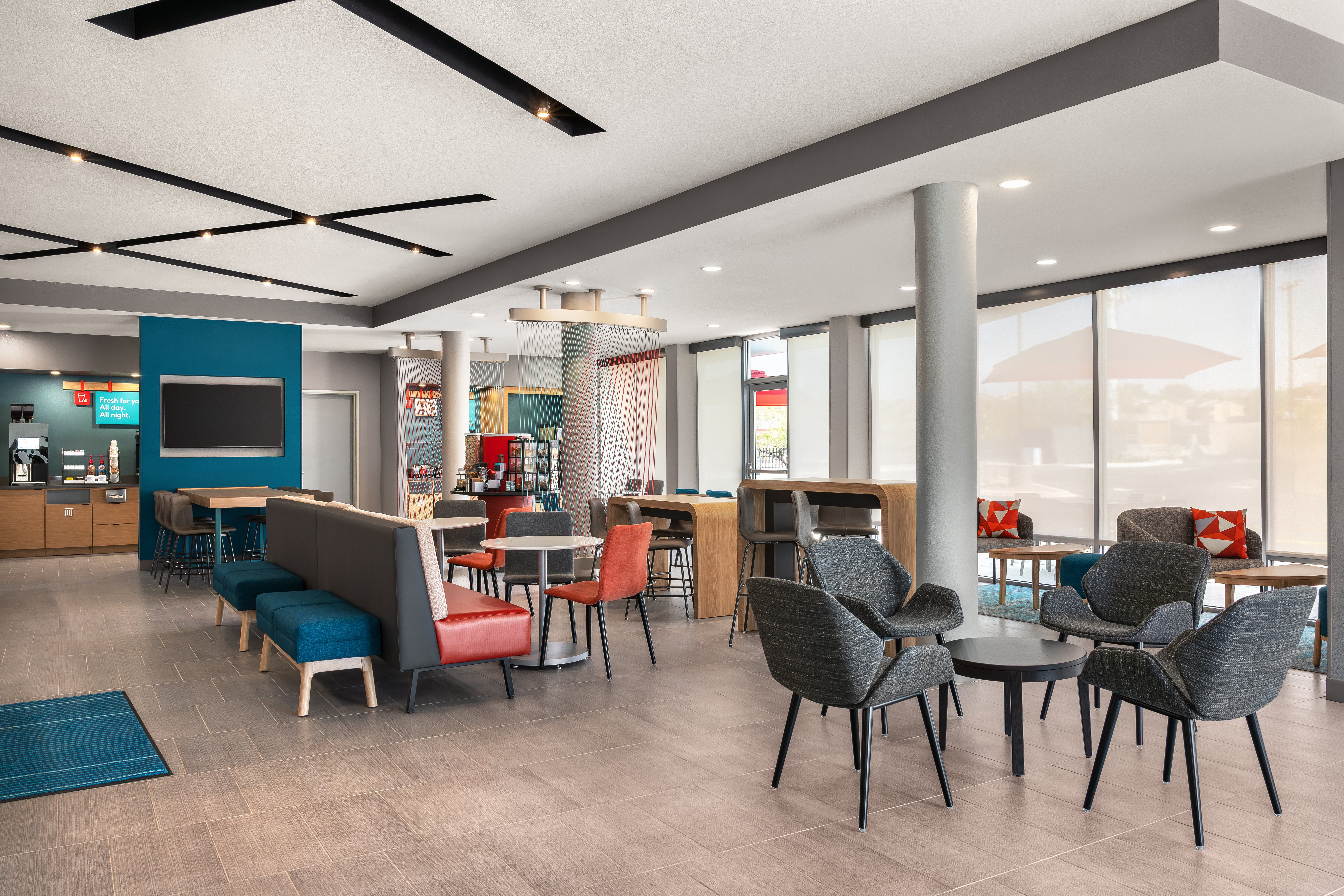 avid hotel El Paso East by IHG 16/33