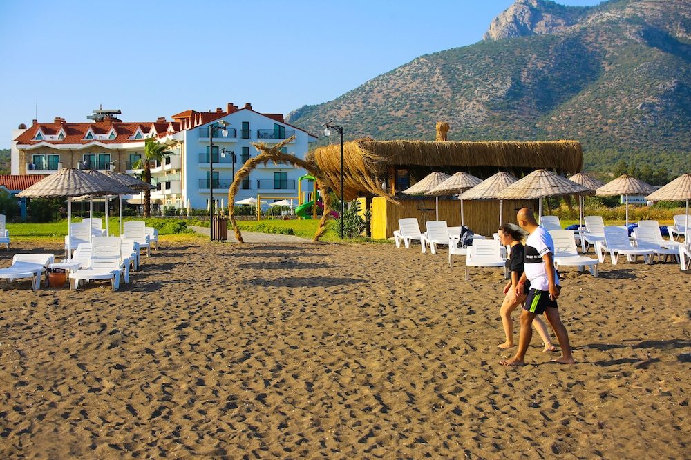 Acroter Hotel & Spa 42/50