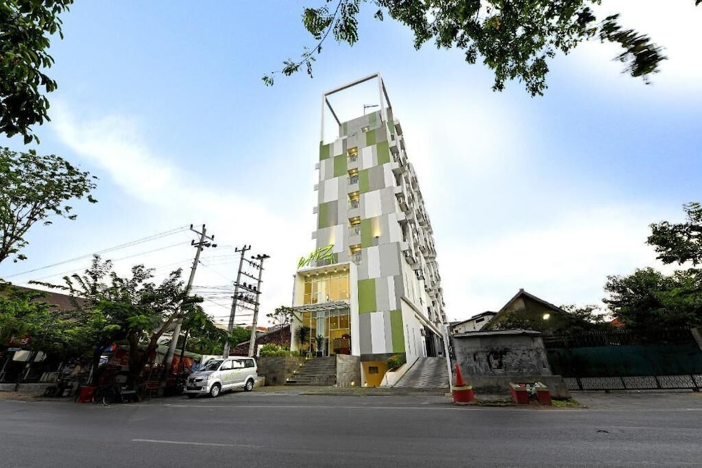 Whiz Hotel Pemuda Semarang 35/44