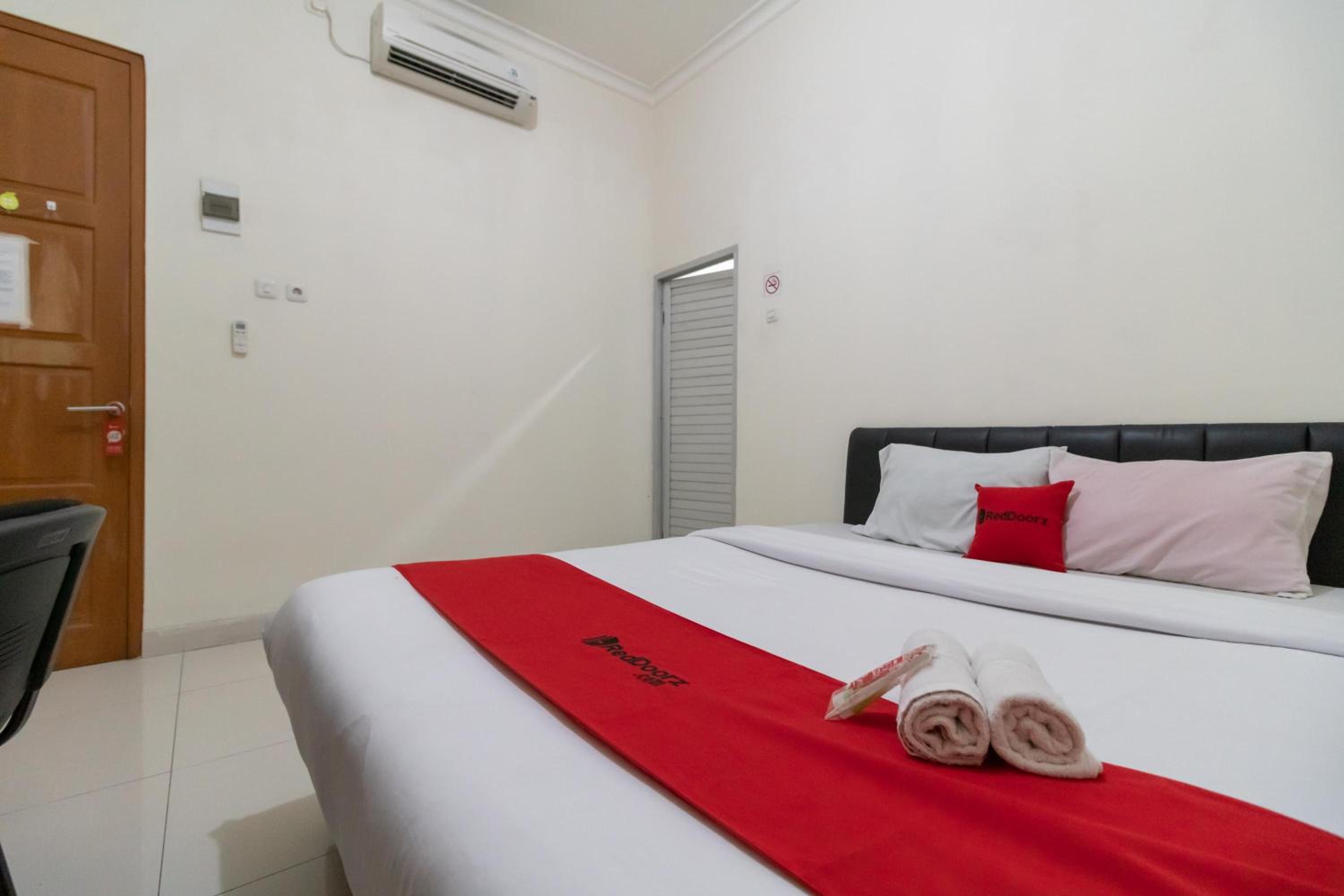 Room, Double Bed