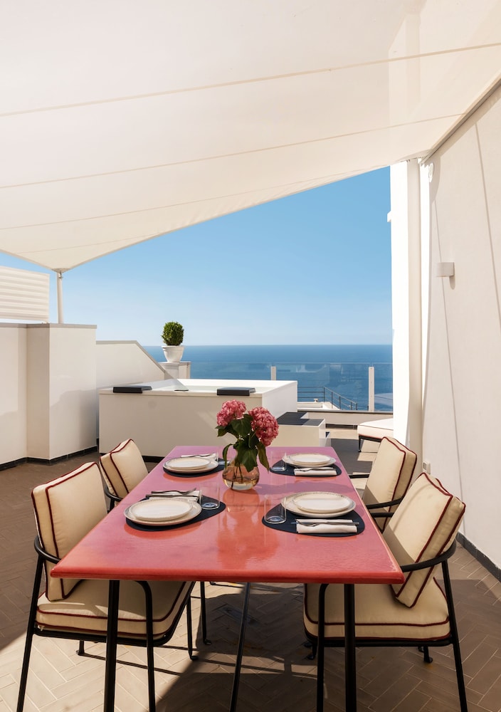 Palazzo M Capri 33/50