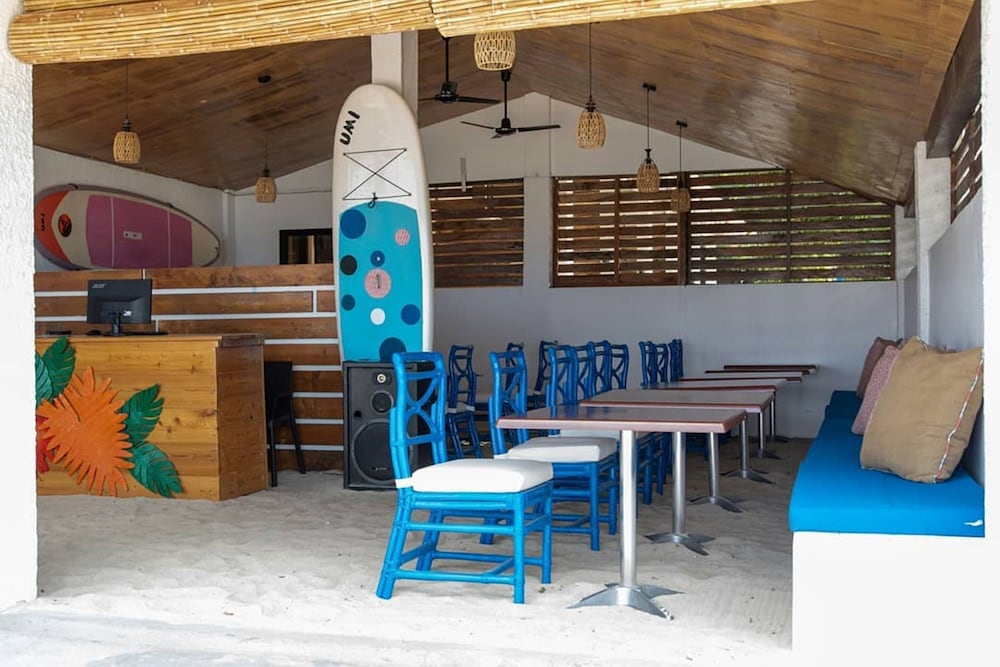 Matabungkay Beach Resort Hotel 46/65