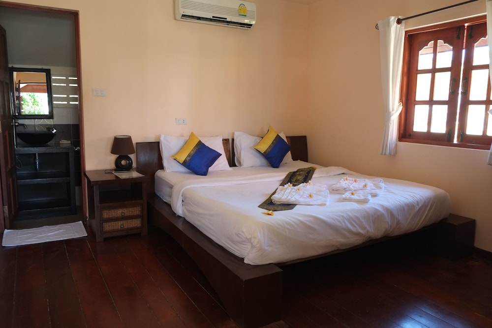 Morning Star Resort 6/50