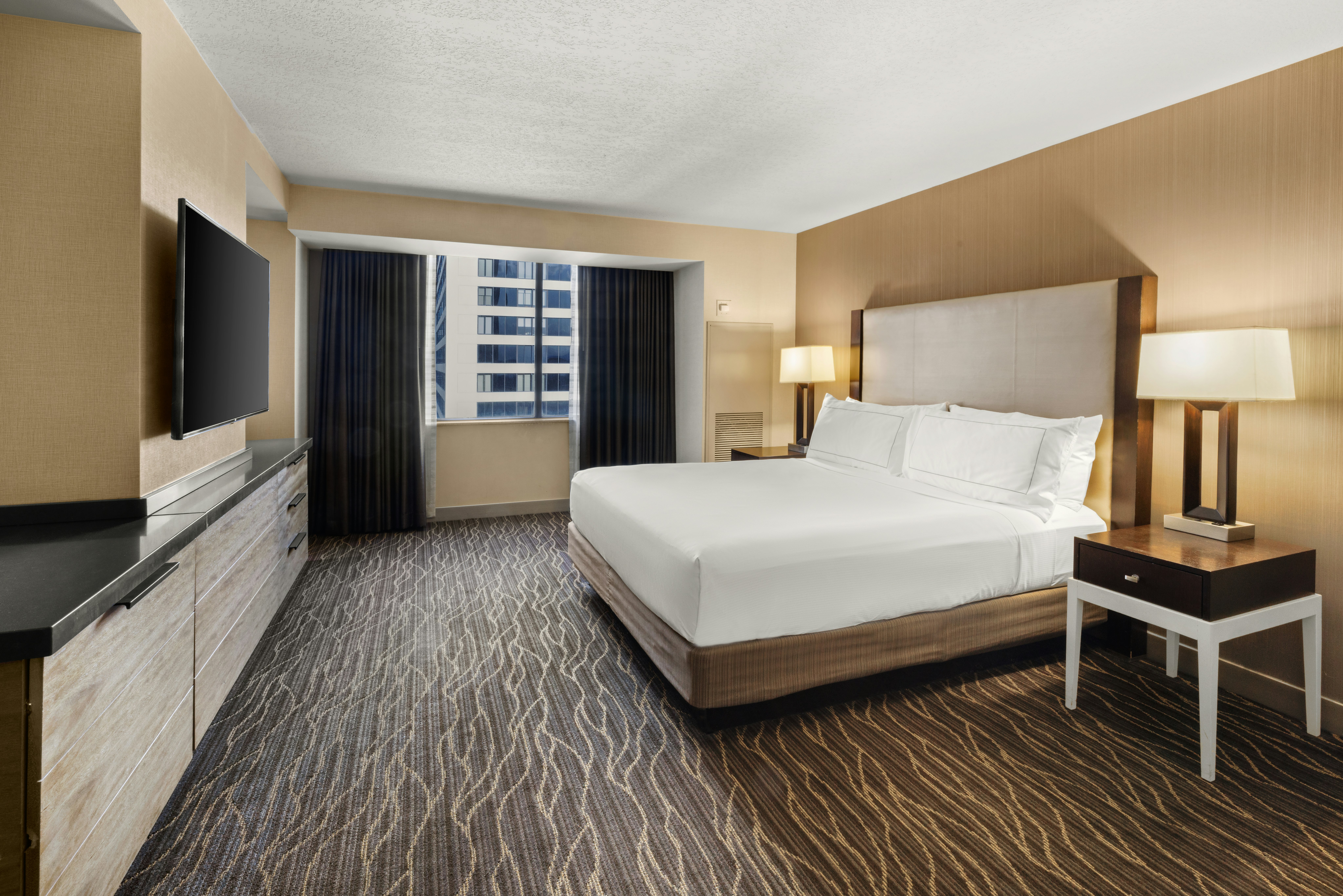 Junior Suite, King Bed