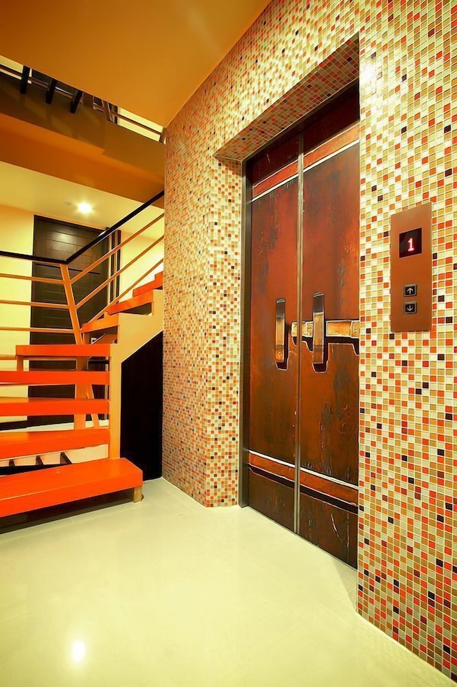 Ds67 Suites 23/40