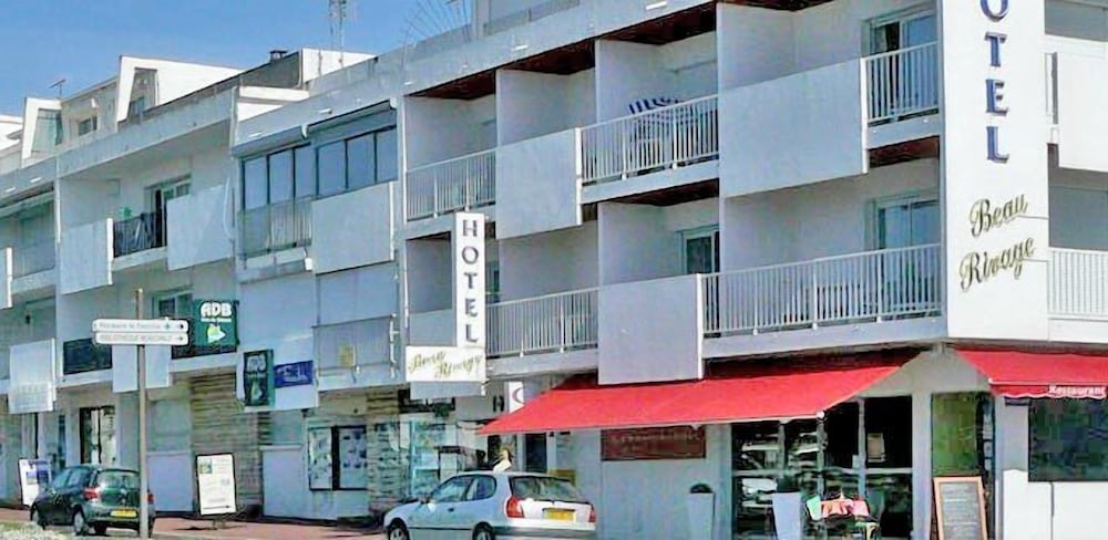 HOTEL BEAU RIVAGE 1/65