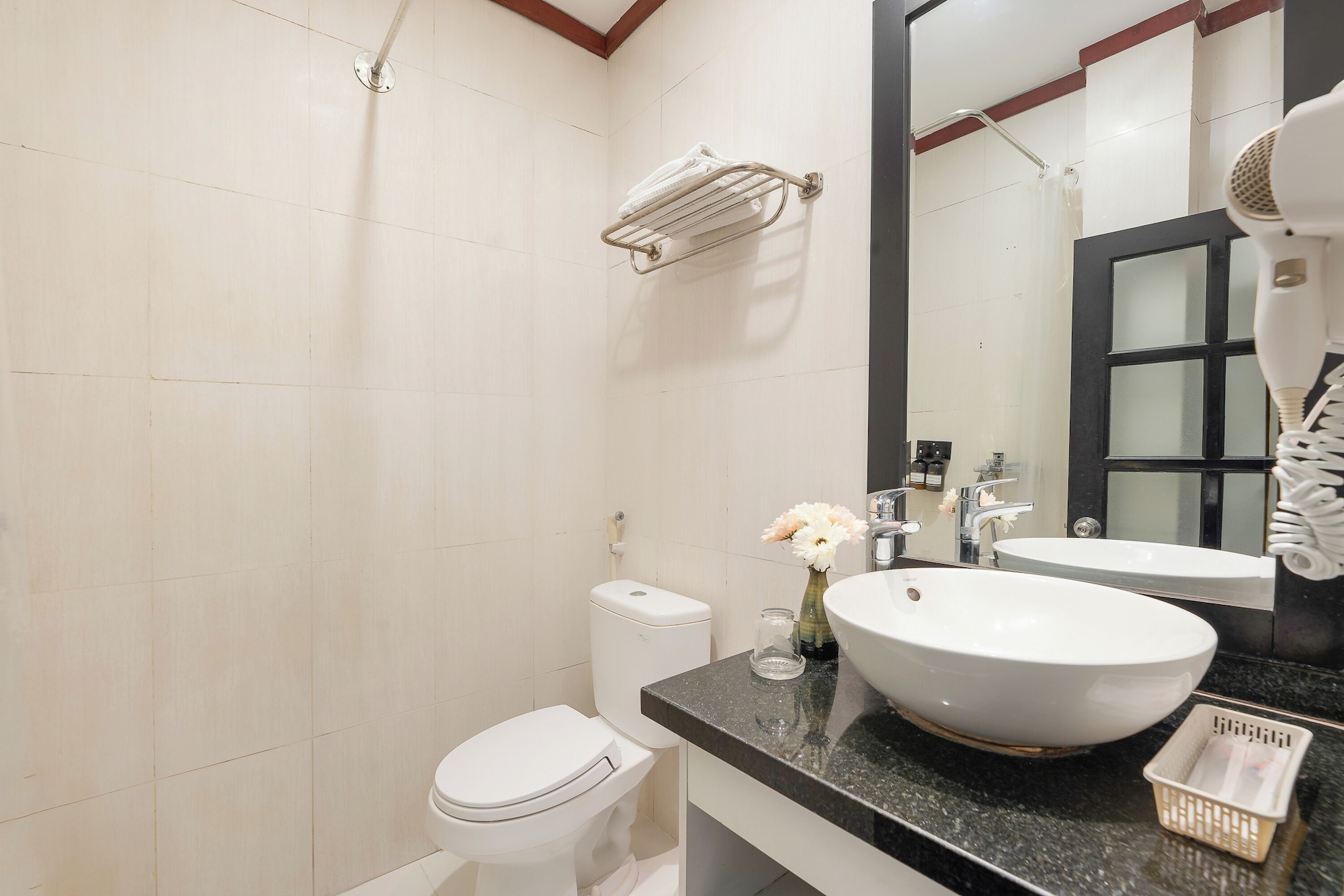 غرفة مريحة سوبيريور بسرير مزدوج، Hanoi Triumphal 9/10