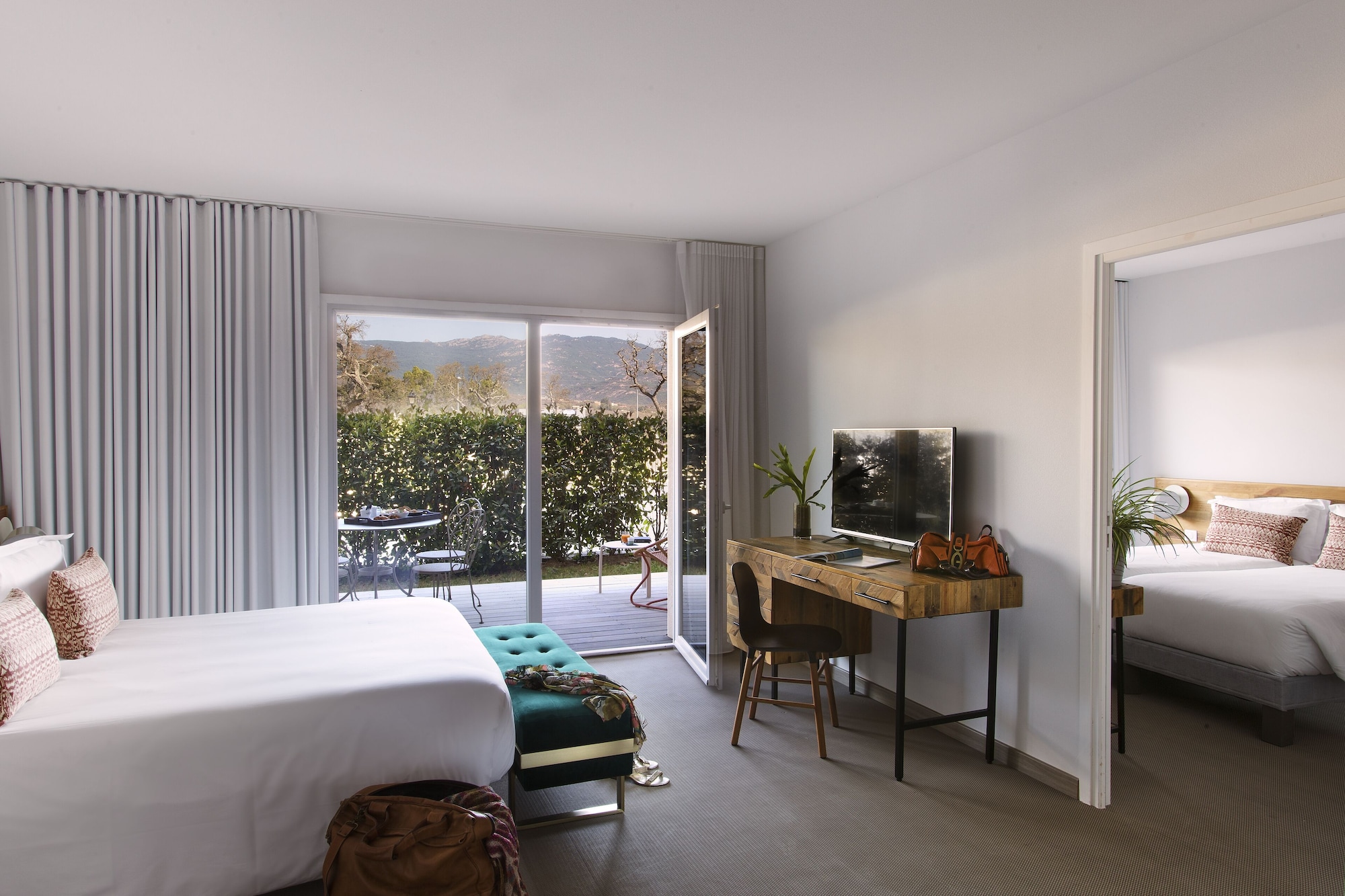 family suite, garden view