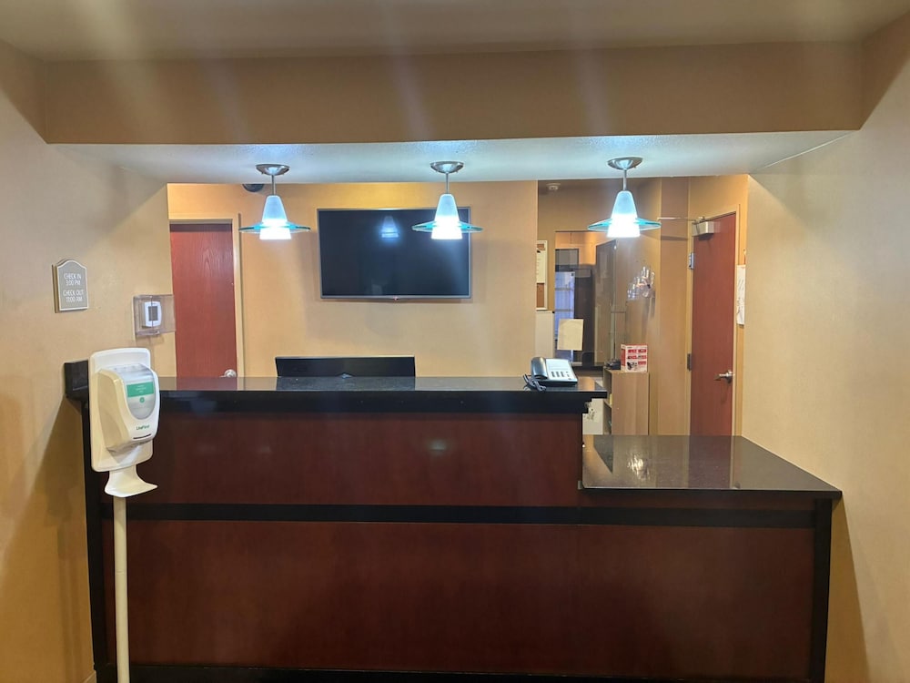 SureStay by Best Western Salem 8/56