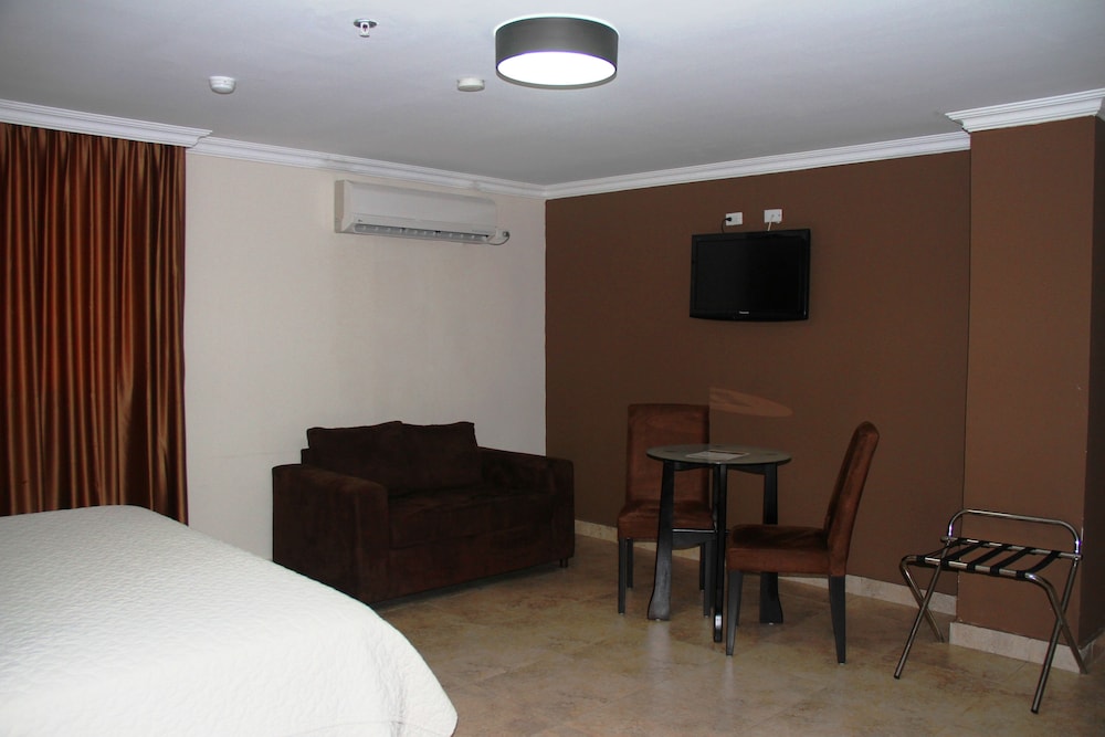 Hotel Terranova 51/63