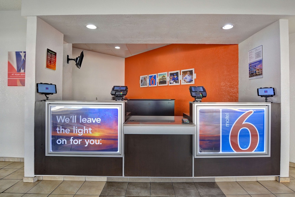 Motel6 Destin, FL 8/51