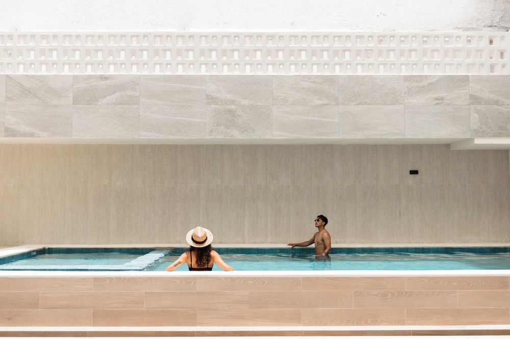 Antillano Hotel 54/60