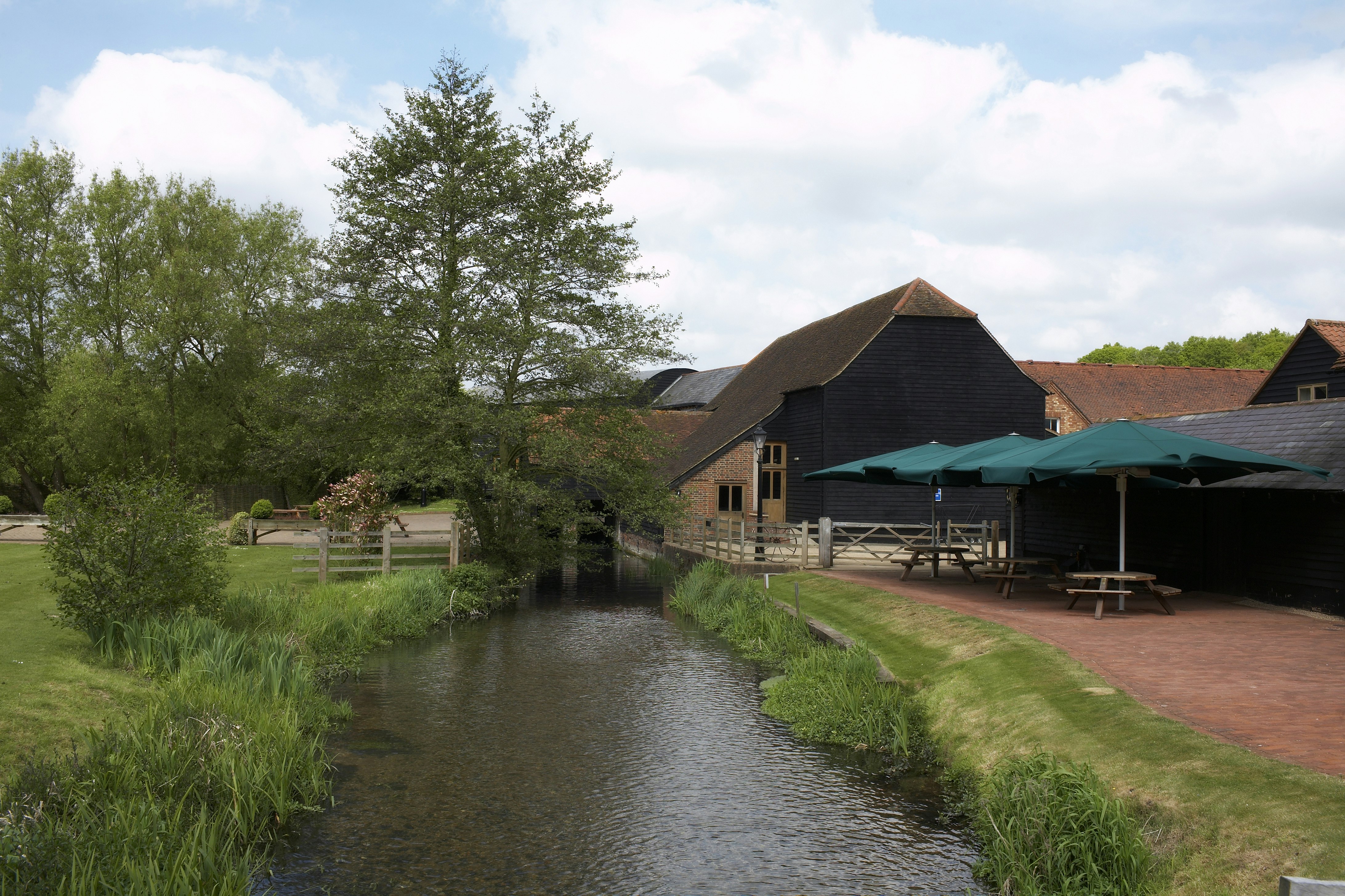Tewin Bury Farm Hotel 29/38