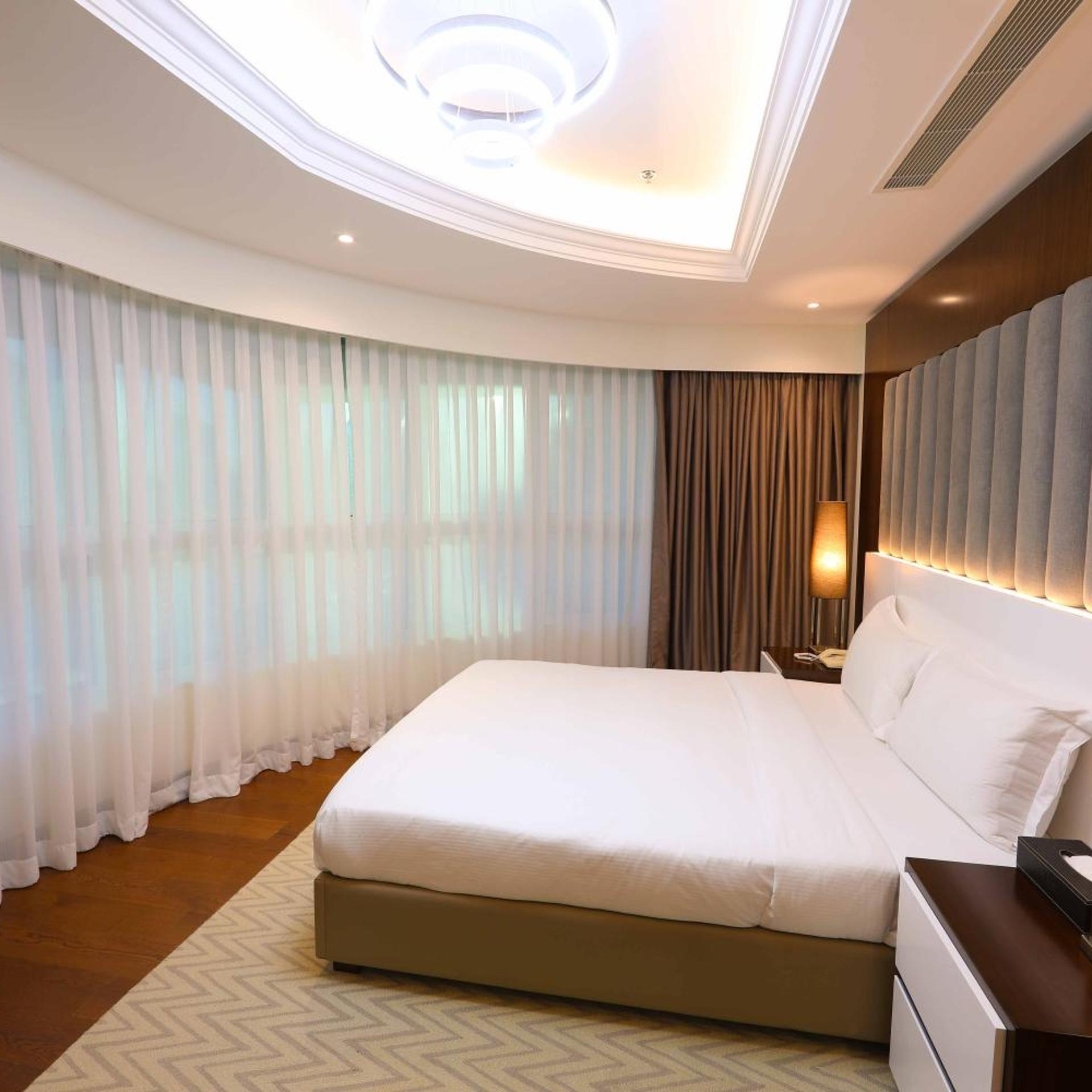 3 Bedrooms, Suite, Double Bed