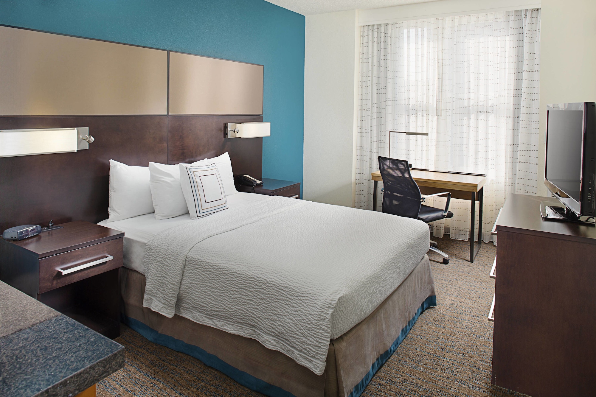 1 Bedroom, Suite, Queen Bed, Residence Inn Atlanta Downtown By Marriott 5/10