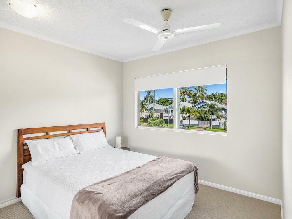 NORTH COVE WATERFRONT SUITES 13/58