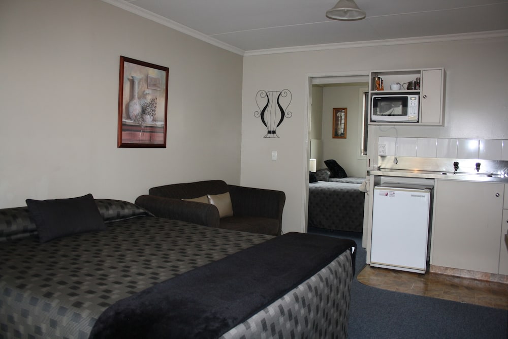 Ashbury Park Motel 7/27