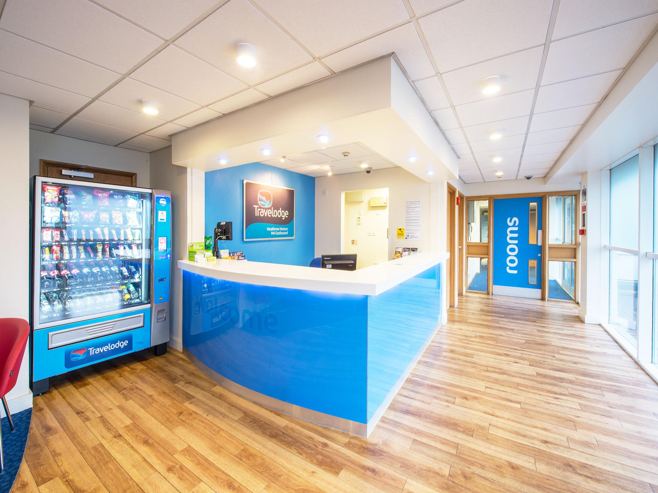 Travelodge Reading M4 Eastbound 5/13